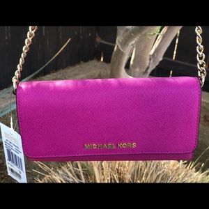 Michael Kors Jet Set Travel Crossbody